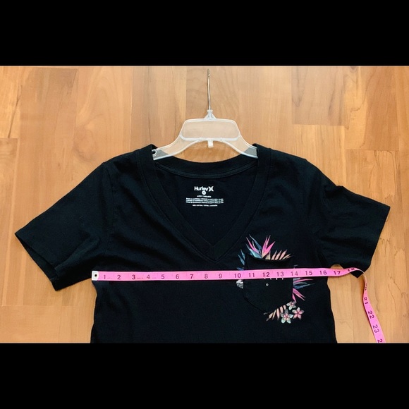 Hurley Pocket T-Shirt - Picture 5 of 7
